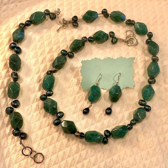 Dark Green Chalcedony Gemstone and Sterling Silver Set - Picture 12 of 14